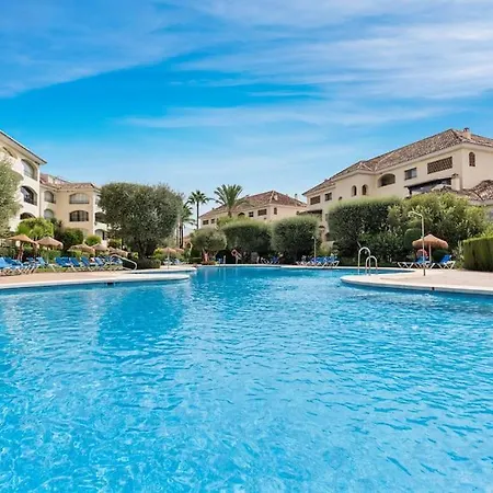 Apartment Awesome 3 Bedroom Apart. W/ 4 Terraces, Pool & Parking *